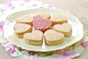 東京駅新エリア「トウキョウミタス」にメレンゲ専門店「TOKYOHEART」オープン