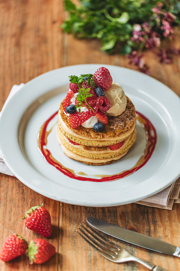 「J.S. PANCAKE CAFE」とちおとめを使った期間限定メニュー登場！高級チョコを使ったバレンタインメニューも