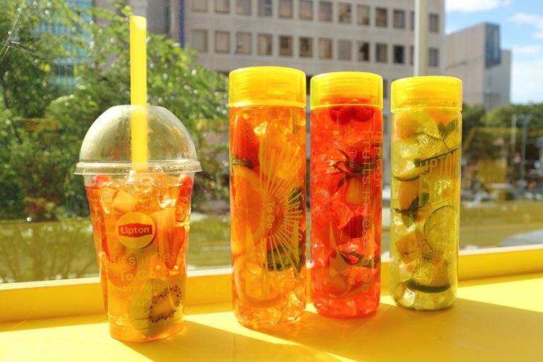 リプトン 毎年大人気フルーツ入りアイスティー「Fruits in Tea 専門店」期間限定オープン