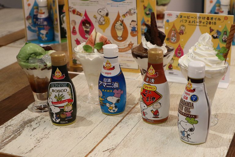 無料でパフェ提供！オイルをかけて食べる？！「スヌーピー×かけるオイルパフェパーティ」原宿で開催