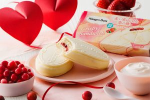 ハーゲンダッツからクリスピーサンド『赤い実はじけた恋の味 ～マスカルポーネ＆ベリー～』が11月13日(火)より期間限定新発売！