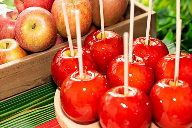 イタリアンシェフが作る本格スイーツりんご飴「Candy apple」オープン