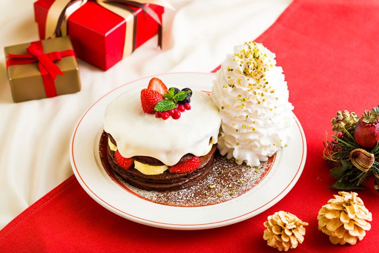 Eggs ’n Things「クリスマス ショコラショートパンケーキ」期間限定発売