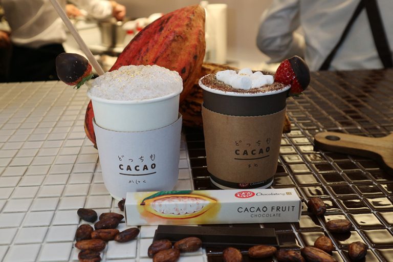 カカオの果肉と豆を飲み比べ「どっちもCACAO by キットカットショコラトリー」表参道 期間限定オープン
