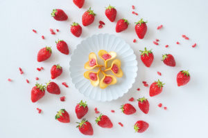 母の日おすすめスイーツ 小さな花モチーフ焼き菓子&薔薇フィナンシェ 洋菓子工房KINEEL