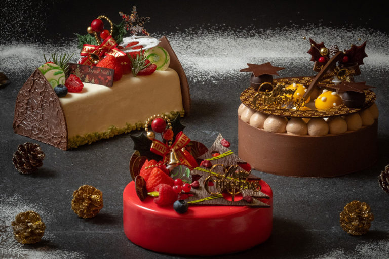 横浜ベイシェラトンのクリスマスケーキ　ピスタチオ、ルビーチョコ、伝統のナポレオン等 5種登場