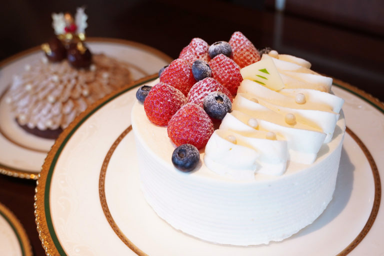 ホテル椿山荘東京のクリスマスケーキ2020　完売必至のショートケーキにピスタチオケーキ、モンブランも