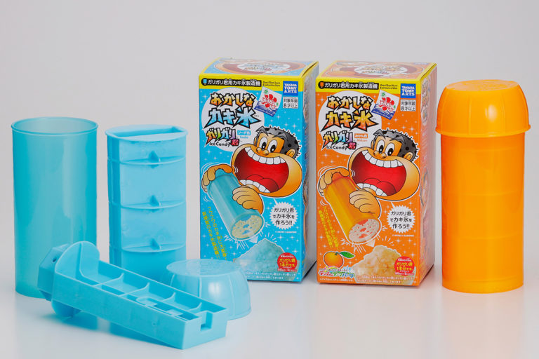 「ガリガリ君」を削って「フワフワ君」に?!お手軽カキ氷製造機「おかしなカキ氷 ガリガリ君」復刻発売