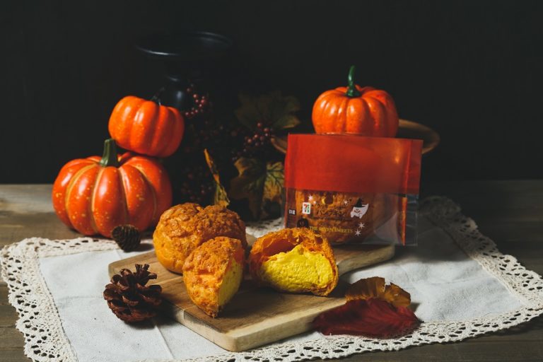 セブンイレブン　おうちでのハロウィンを彩るシュークリームやマリトッツォ