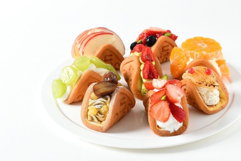 コロンバン 華やかなワッフルのポップアップストア 京王新宿店に期間限定オープン
