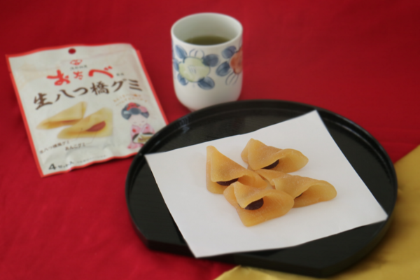 京都銘菓「おたべ」監修「生八つ橋グミ」がついに一般発売！味と見た目の再現度に注目