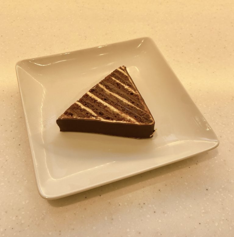 チョコレートとコーヒーのハーモニーが絶品！名店が作るオペラ
