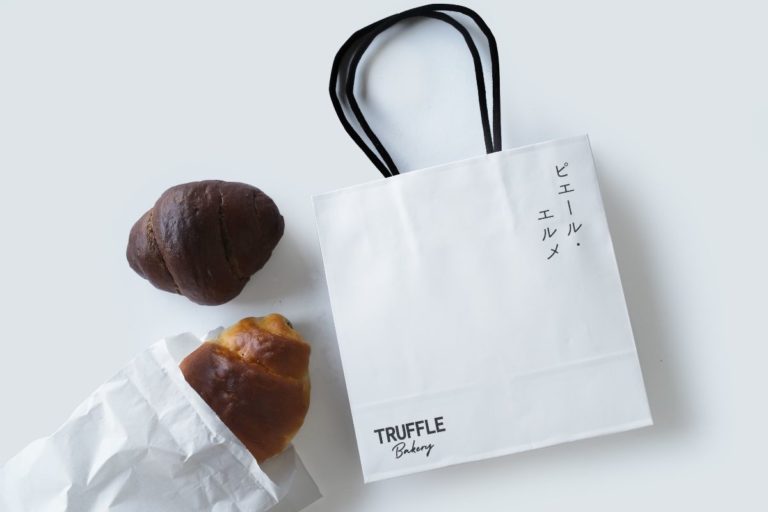 Made in ピエール・エルメ × TruffleBAKERY　去年即完売したコラボ塩パンが登場！