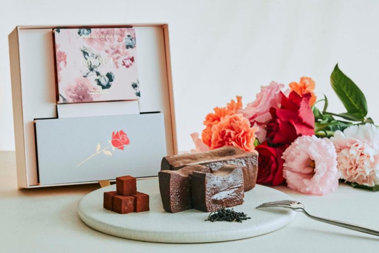 メゾンカカオ「母の日に 美味しい花束を」国産薔薇の生チョコレート「MERCI」が登場
