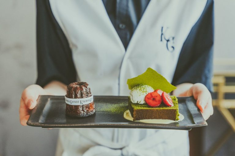 焼き立てカヌレ専門店「KURAMAE CANNELE」初夏の新メニュー『グランカヌレ＆2層の抹茶テリーヌ』
