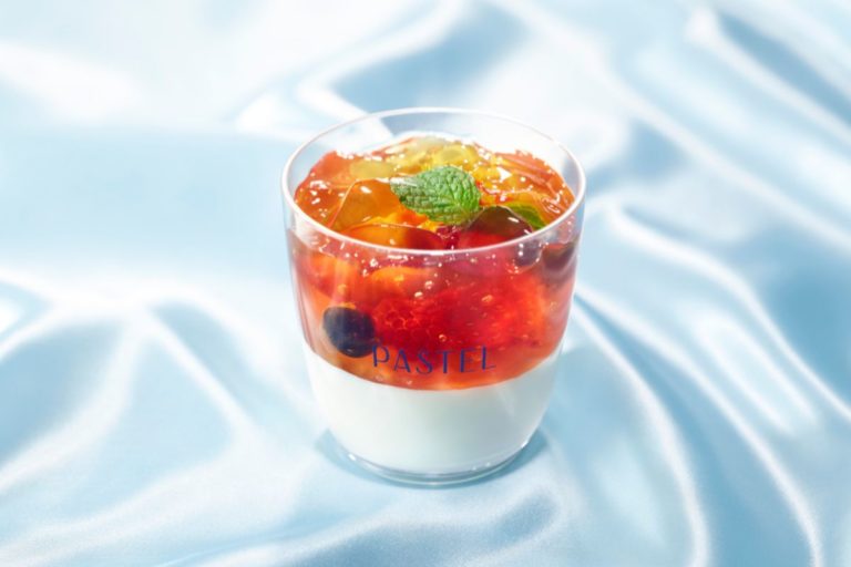 “なめらかプリンブーム”の火付け役「パステル」 旗艦店限定新商品「東方美人茶プリン」登場!
