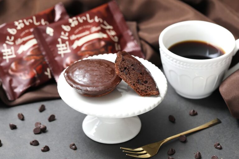 “世にもおいしい” ブラウニーからタルト＆ブラウニー＆チョコがけのトリプル食感が絶妙な魅惑のスイーツ登場