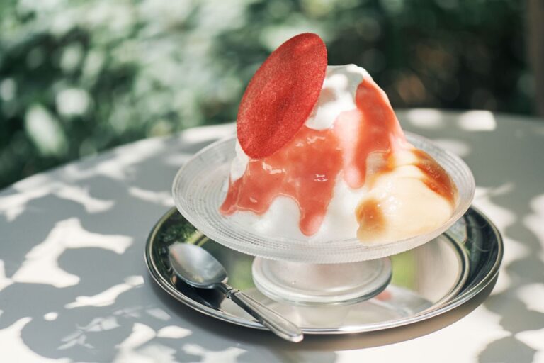 Gallery & Restaurant 舞台裏（麻布台ヒルズ内）にて「ピーチ・メルバの氷」8月7日登場