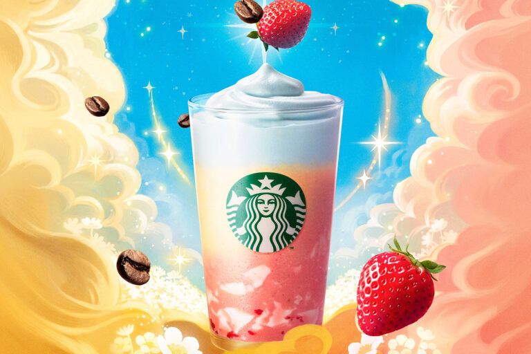スターバックス初！味が変化する新体験フラペチーノ　ミルクコーヒーがストロベリー風味に