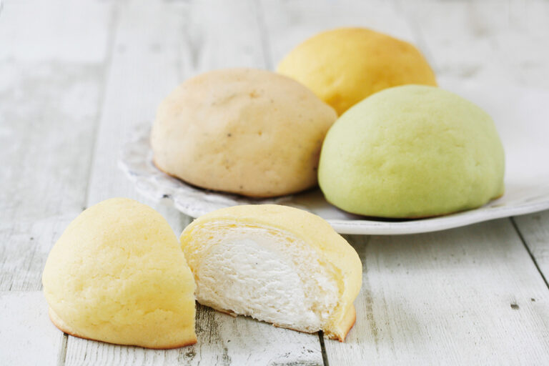 ドンク　暑い夏におすすめ “冷やして食べる”メロンパン 4フレーバー販売中