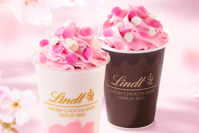 リンツ　花びらチョコ舞う「SAKURAショコラドリンク」