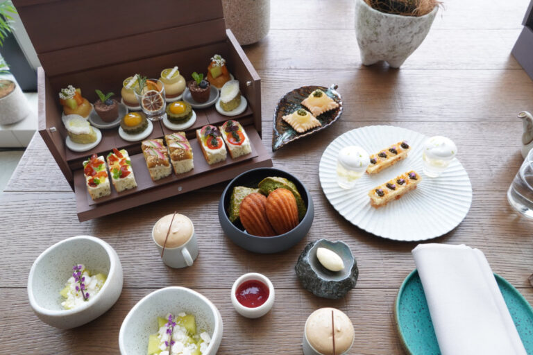 1 Hotel Tokyo 初夏のアフタヌーンティーはメロンが主役　コース仕立て&木箱スタイルで提供