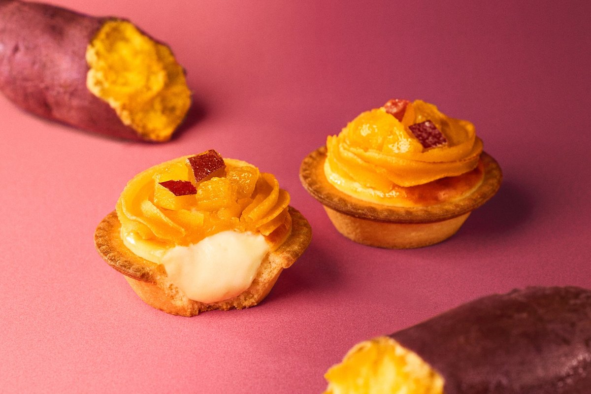 BAKE CHEESE TART「焼きたてタルト さつまいもバターチーズ」は2種芋とバターチーズを贅沢に組み合わせた秋限定商品。